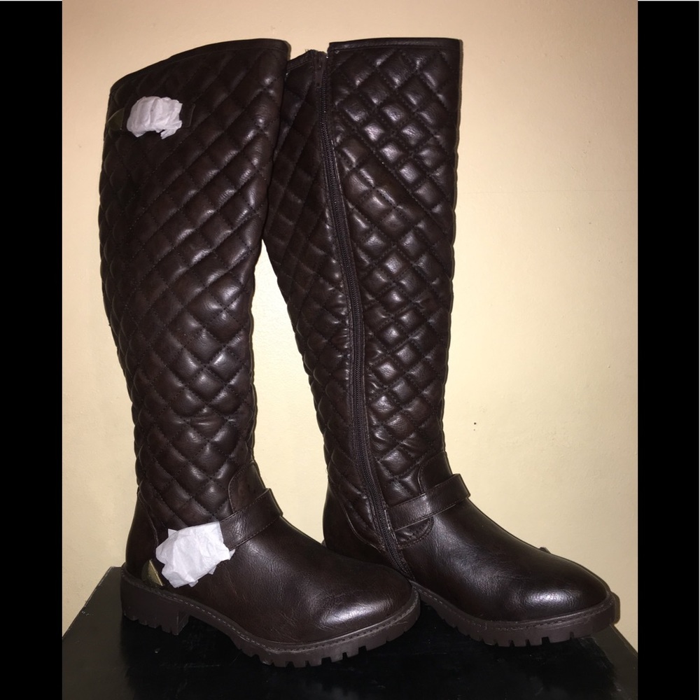 Women’s riding boots. Size 7.